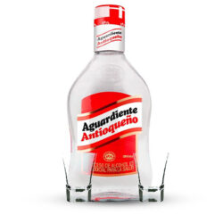 Trago doble de aguardiente antioqueño rojo